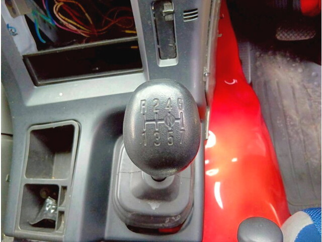 いすゞギガカーテン車大型（10t）[写真24]