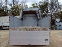 いすゞギガカーテン車大型（10t）[写真08]