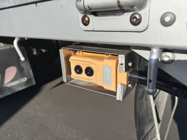 日野レンジャー幌ウイング中型（4t）[写真34]