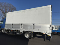 日野レンジャー幌ウイング中型（4t）[写真10]