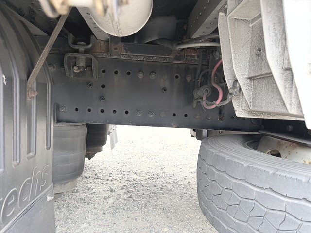 日野プロフィアアルミウイング大型（10t）[写真23]