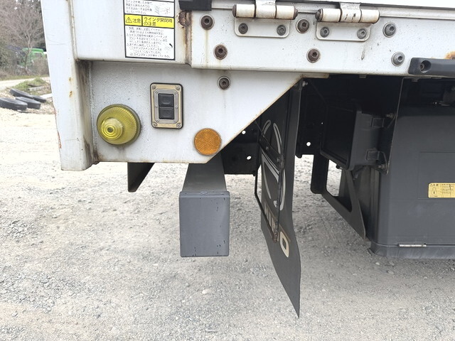 日野プロフィアアルミウイング大型（10t）[写真26]