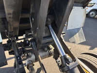 三菱ふそうキャンターダンプ小型（2t・3t）[写真11]