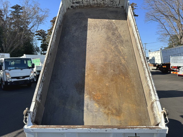 三菱ふそうキャンターダンプ小型（2t・3t）[写真22]