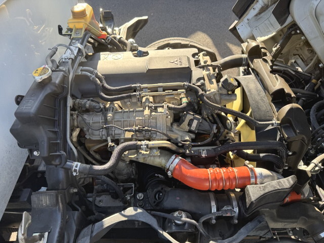 三菱ふそうキャンターダンプ小型（2t・3t）[写真28]