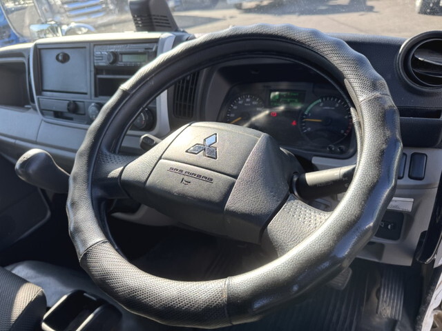 三菱ふそうキャンターダンプ小型（2t・3t）[写真33]