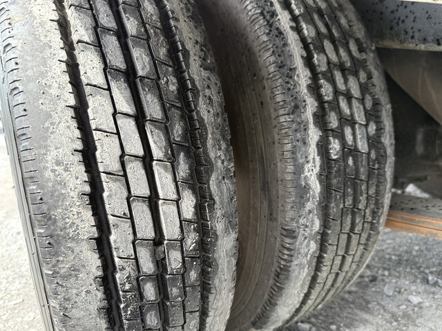 三菱ふそうキャンターダンプ小型（2t・3t）[写真28]