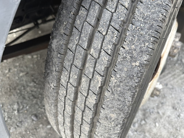 三菱ふそうキャンターダンプ小型（2t・3t）[写真29]