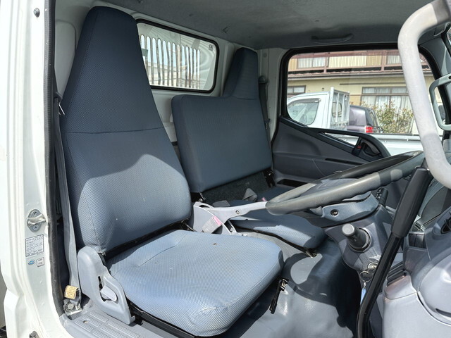 三菱ふそうキャンターダンプ小型（2t・3t）[写真30]