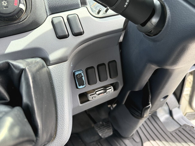 三菱ふそうキャンターダンプ小型（2t・3t）[写真33]