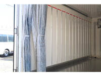 いすゞエルフ冷凍車（冷蔵車）小型（2t・3t）[写真15]