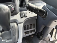 三菱ふそうキャンター平ボディ小型（2t・3t）[写真26]