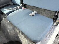 三菱ふそうキャンター平ボディ小型（2t・3t）[写真32]