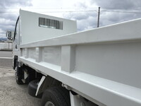 三菱ふそうキャンターダンプ小型（2t・3t）[写真15]