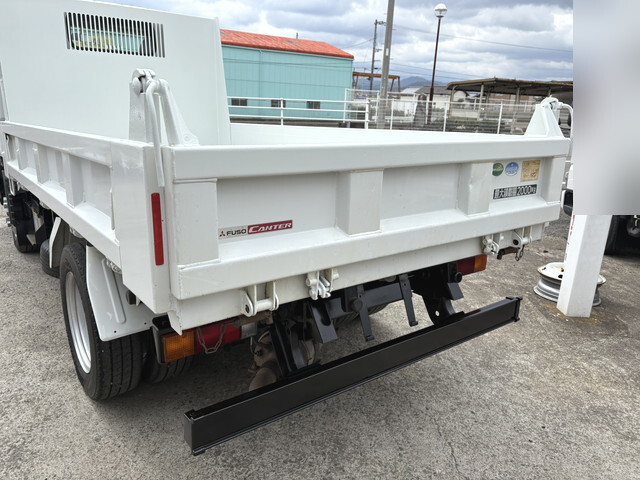 三菱ふそうキャンターダンプ小型（2t・3t）[写真02]