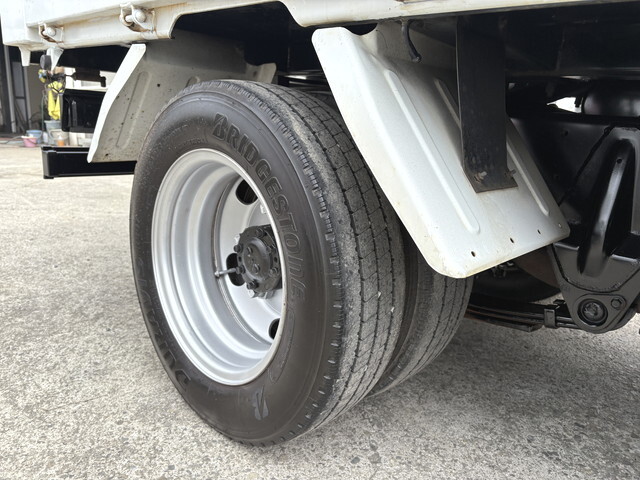 三菱ふそうキャンターダンプ小型（2t・3t）[写真21]