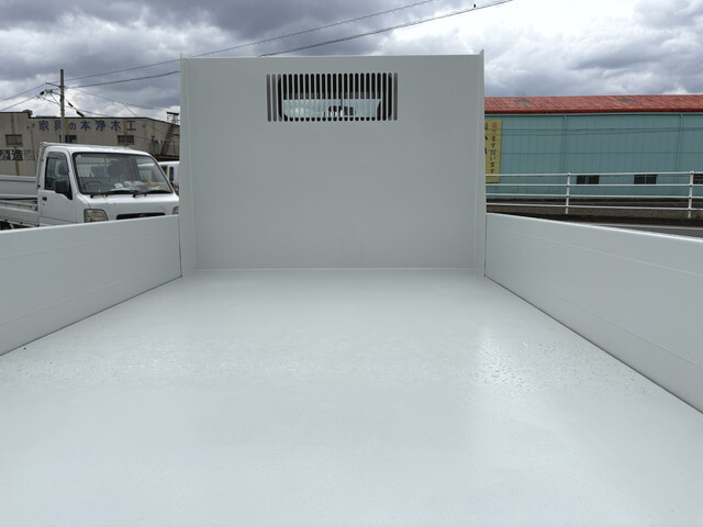 三菱ふそうキャンターダンプ小型（2t・3t）[写真24]