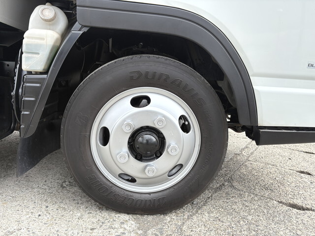 三菱ふそうキャンターダンプ小型（2t・3t）[写真28]