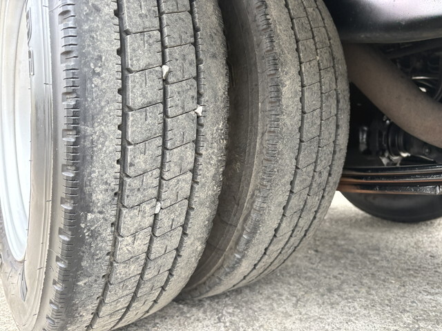 三菱ふそうキャンターダンプ小型（2t・3t）[写真30]