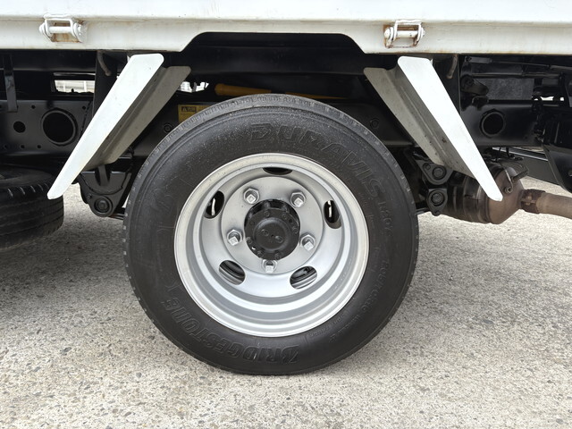 三菱ふそうキャンターダンプ小型（2t・3t）[写真32]