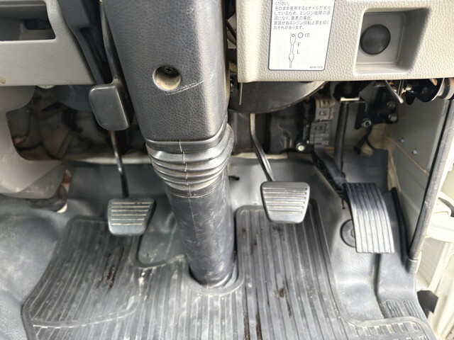 三菱ふそうキャンターダンプ小型（2t・3t）[写真37]
