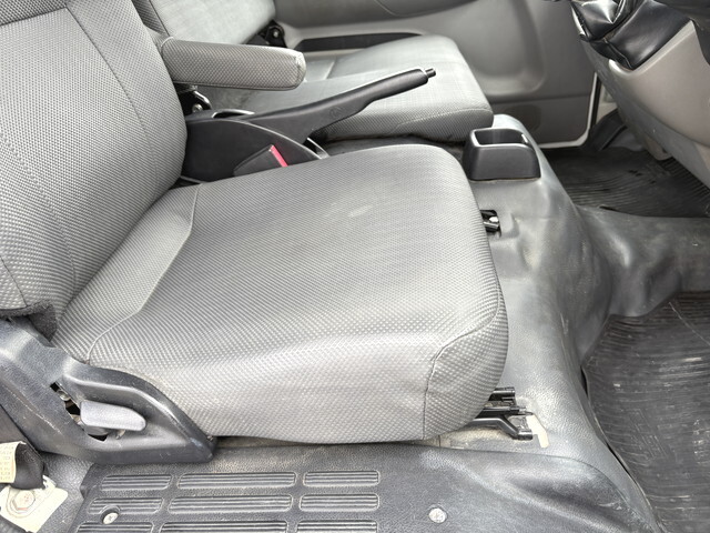 三菱ふそうキャンターダンプ小型（2t・3t）[写真39]