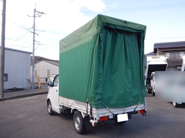 トヨタライトエース幌車小型（2t・3t）[写真02]