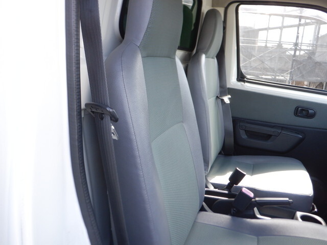 トヨタライトエース幌車小型（2t・3t）[写真25]