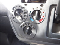 トヨタライトエース幌車小型（2t・3t）[写真32]