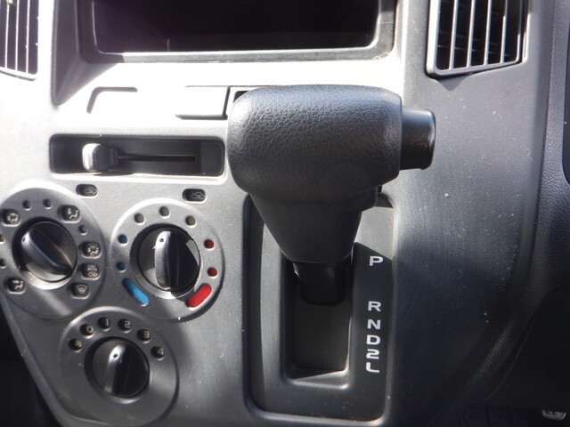 トヨタライトエース幌車小型（2t・3t）[写真32]