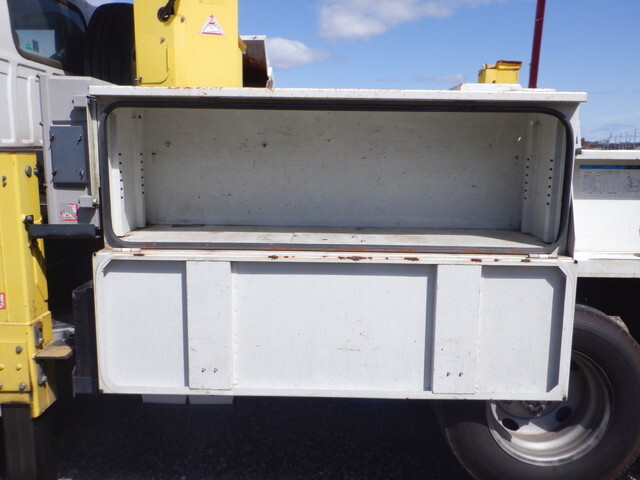 いすゞエルフ高所作業車小型（2t・3t）[写真19]