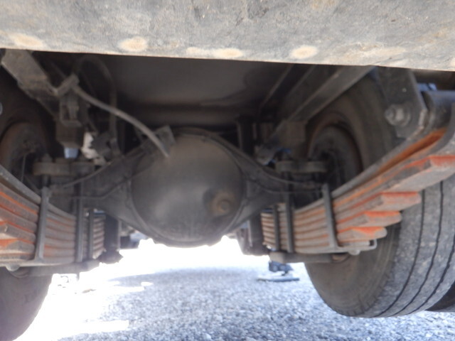 いすゞエルフ高所作業車小型（2t・3t）[写真21]