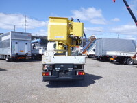 いすゞエルフ高所作業車小型（2t・3t）[写真08]