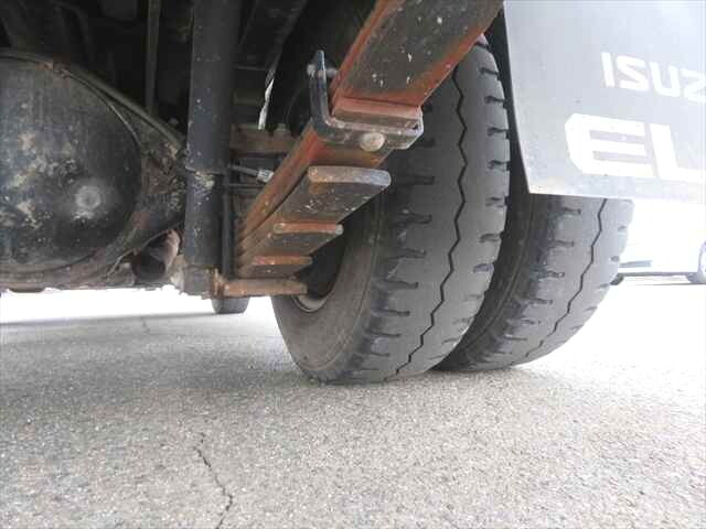 いすゞエルフダンプ小型（2t・3t）[写真22]