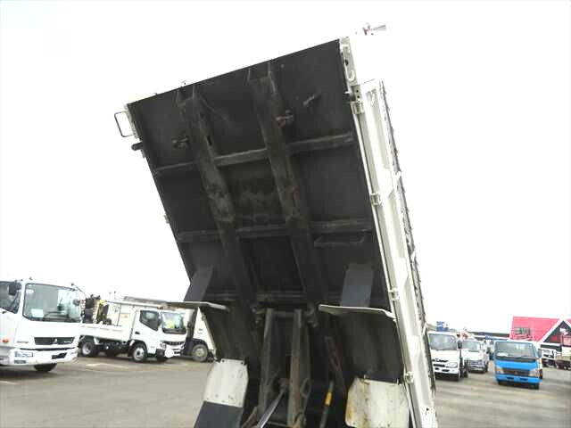 いすゞエルフダンプ小型（2t・3t）[写真24]