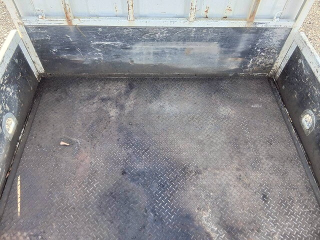 いすゞエルフダブルキャブ（Wキャブ）小型（2t・3t）[写真10]