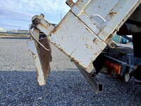 三菱ふそうキャンターダンプ小型（2t・3t）[写真14]