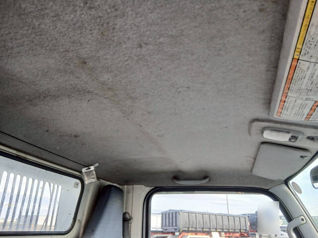 三菱ふそうキャンターダンプ小型（2t・3t）[写真26]