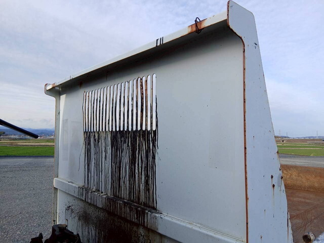 三菱ふそうキャンターダンプ小型（2t・3t）[写真28]