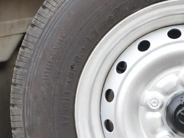 トヨタライトエース平ボディ小型（2t・3t）[写真20]