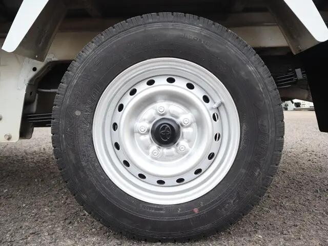 トヨタライトエース平ボディ小型（2t・3t）[写真25]