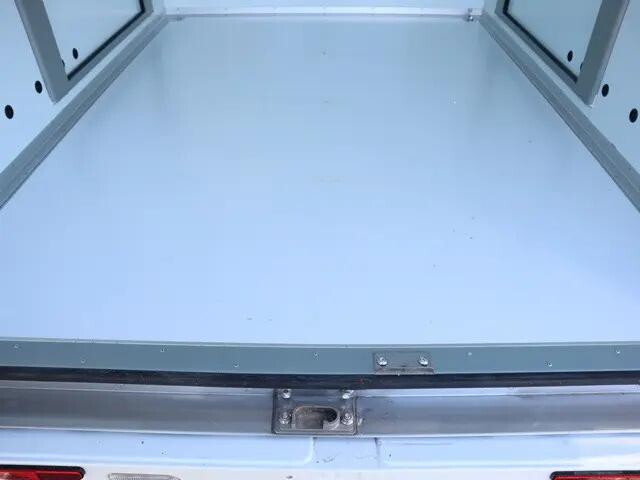 その他のメーカーその他の車種冷凍車（冷蔵車）小型（2t・3t）[写真12]