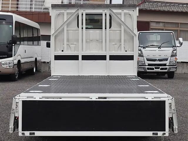 トヨタダイナ平ボディ小型（2t・3t）[写真10]