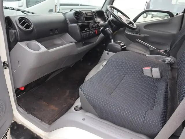 トヨタダイナ平ボディ小型（2t・3t）[写真29]