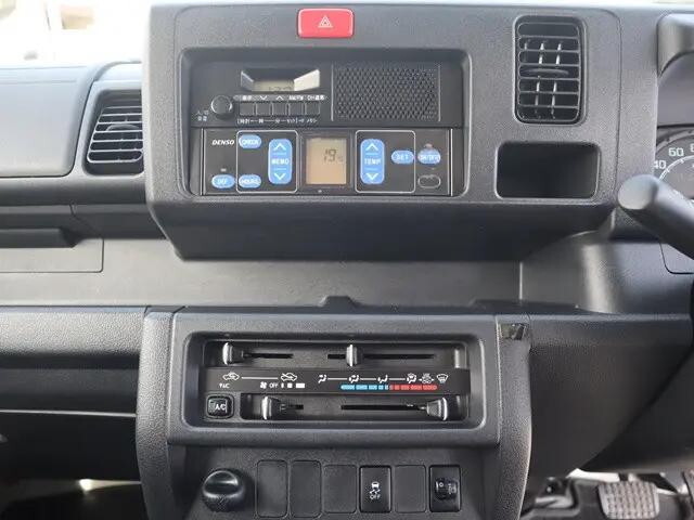 ダイハツハイゼット冷凍車（冷蔵車）小型（2t・3t）[写真38]