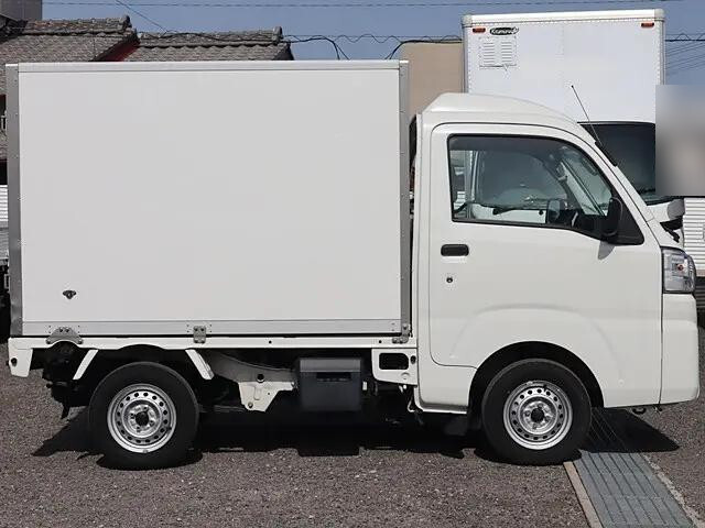 ダイハツハイゼット冷凍車（冷蔵車）小型（2t・3t）[写真07]
