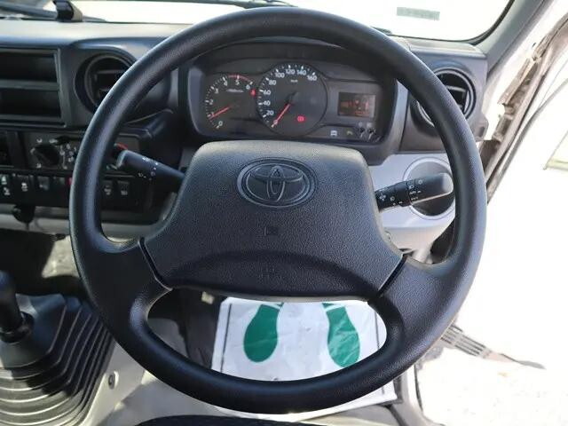 トヨタダイナ平ボディ小型（2t・3t）[写真32]