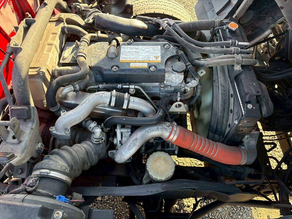 いすゞフォワードクレーン4段増トン（6t・8t）[写真16]