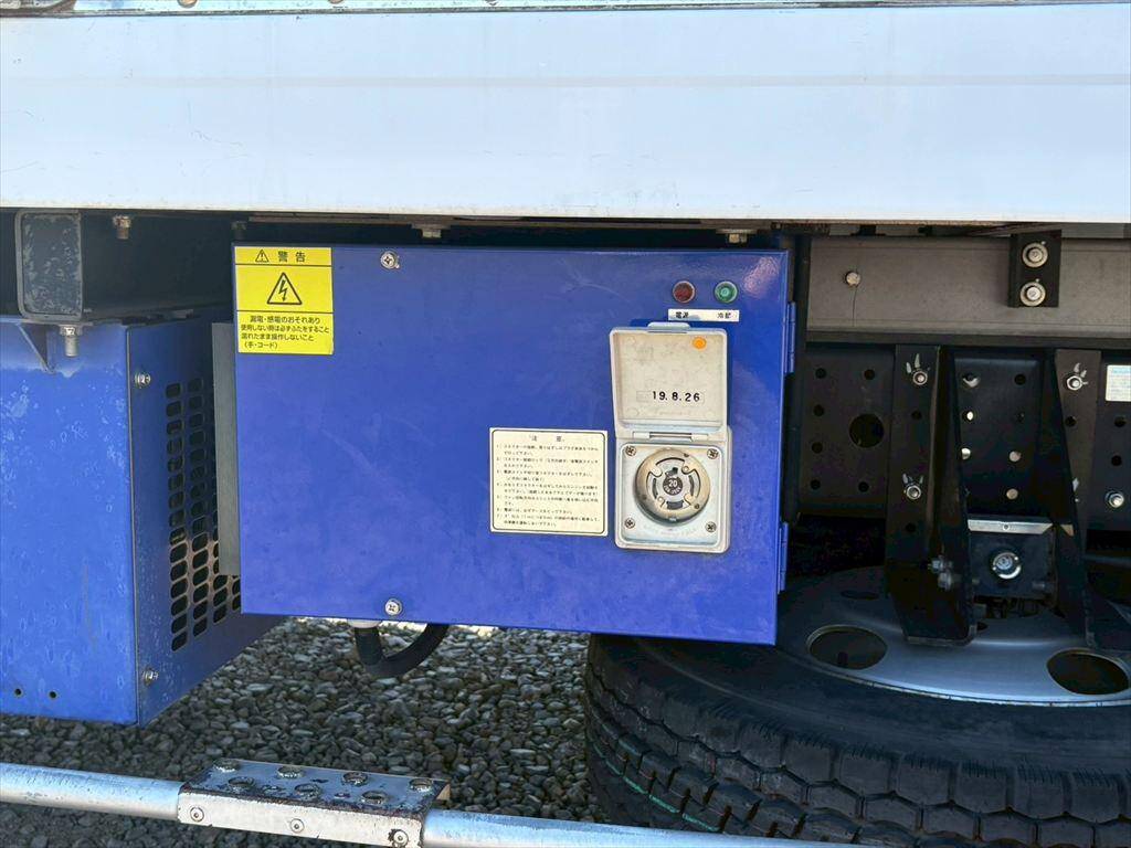 三菱ふそうキャンター冷凍車（冷蔵車）小型（2t・3t）[写真14]