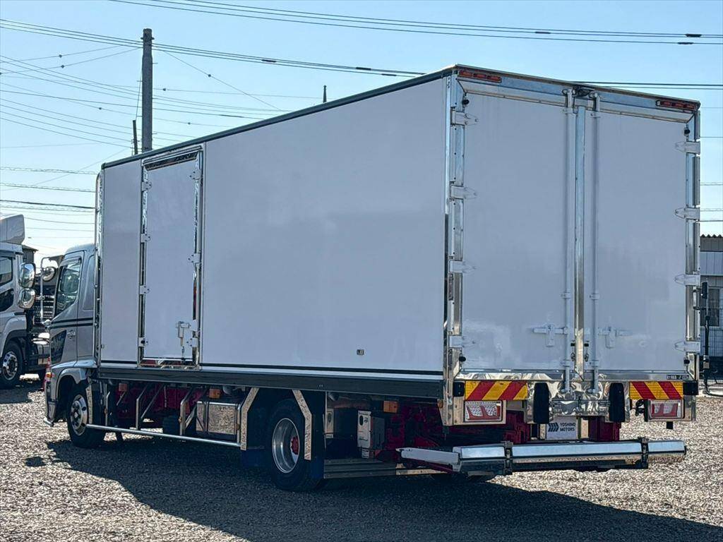 日野レンジャー冷凍車（冷蔵車）中型（4t）[写真03]